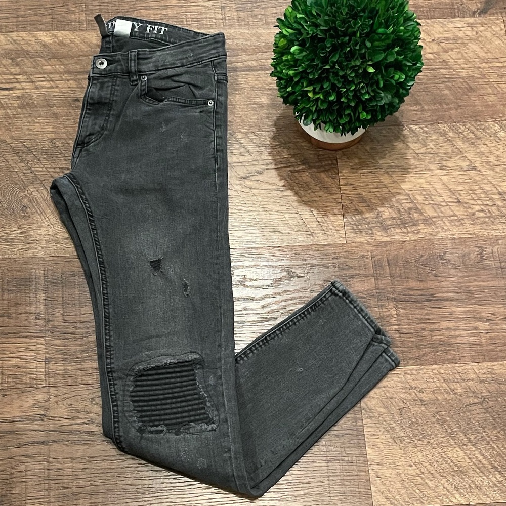 Skinny Black Jeans